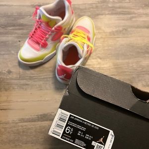 Jordan 4 youth size 6.5